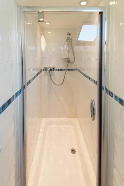 Shannon Court Harrogate Bilik gambar