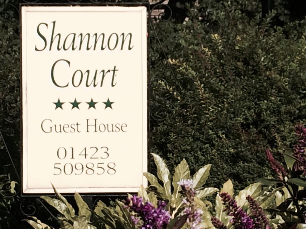 Shannon Court Harrogate Luaran gambar